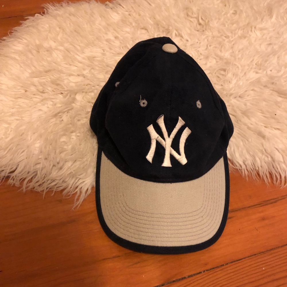 Vintage Yankees Baseball Hat